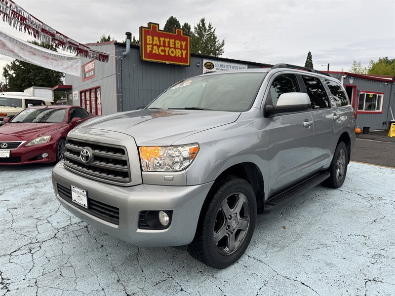 2013 Toyota Sequoia SR5 4WD 5.7L V8 RUST FREE EASY FINANCING  RUST FREE CLEAN TITLE