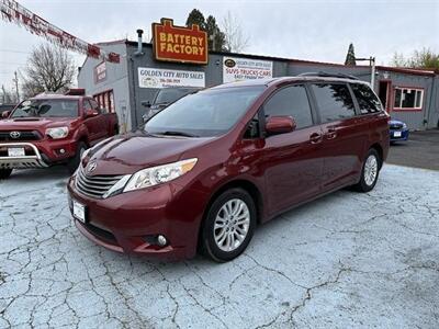 2014 Toyota Sienna XLE 8-Passenger  RUST FREE CLEAN TITLE Van