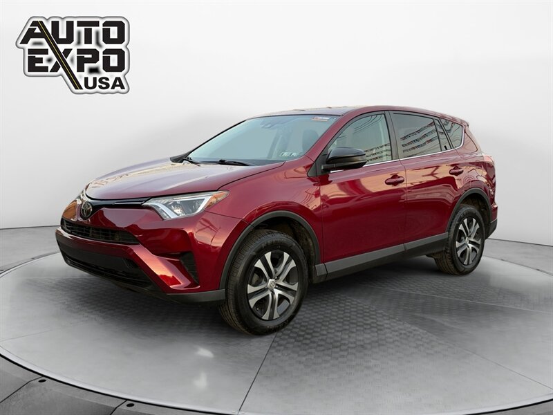 2018 Toyota RAV4 LE  