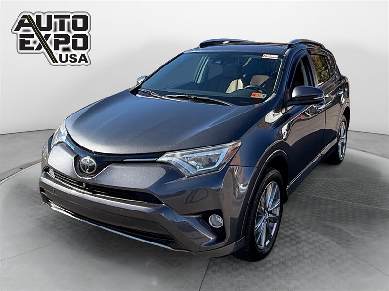 2017 Toyota RAV4 Platinum  