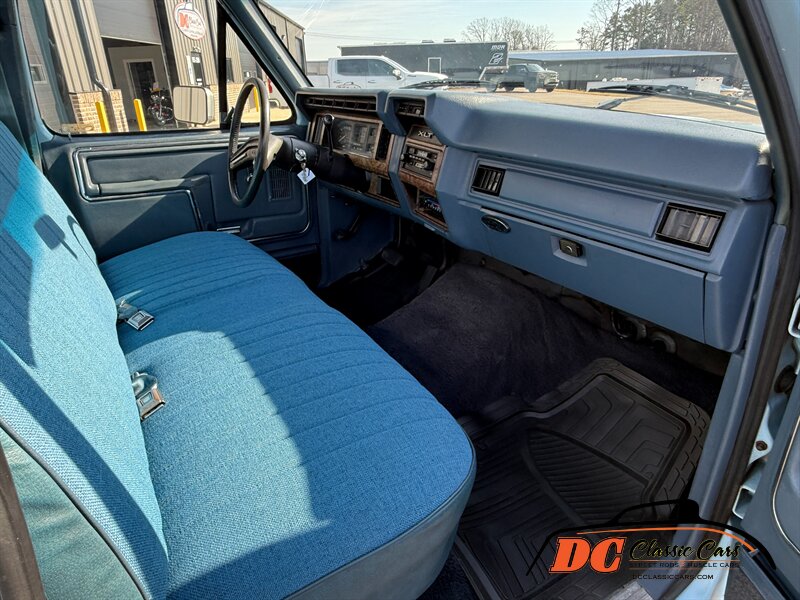 1986 Ford F-150 XLT Lariat - Photo 2 - Mooresville, NC 28115