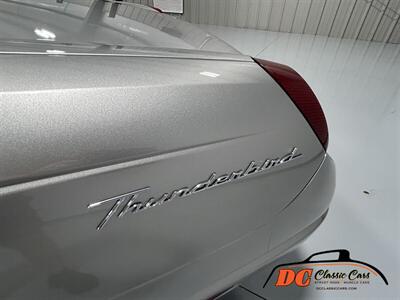 2004 Ford Thunderbird Deluxe   - Photo 13 - Mooresville, NC 28115