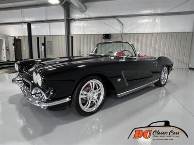 1962 Chevrolet Corvette Convertible   - Photo 10 - Mooresville, NC 28115