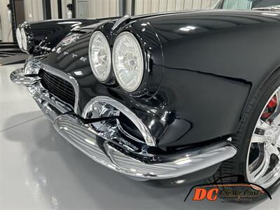 1962 Chevrolet Corvette Convertible   - Photo 28 - Mooresville, NC 28115