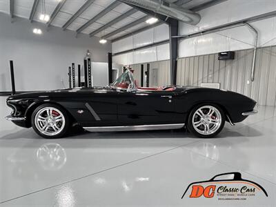 1962 Chevrolet Corvette Convertible   - Photo 12 - Mooresville, NC 28115