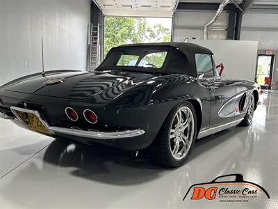 1962 Chevrolet Corvette Convertible   - Photo 25 - Mooresville, NC 28115