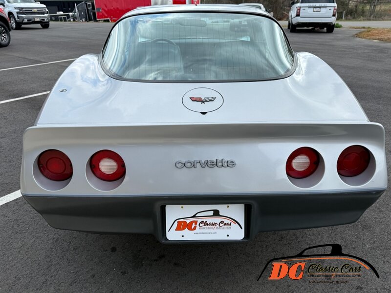 1982 Chevrolet Corvette - Photo 8 - Mooresville, NC 28115