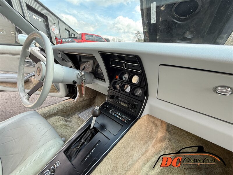 1982 Chevrolet Corvette - Photo 29 - Mooresville, NC 28115