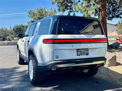 2023 Rivian R1S Adventure   - Photo 5 - Bend, OR 97702