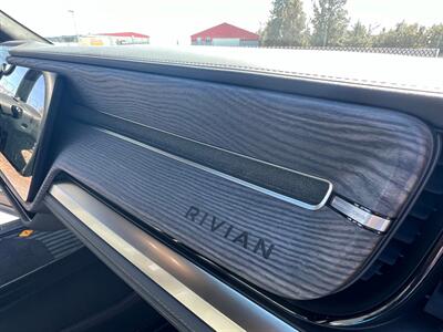 2023 Rivian R1S Adventure   - Photo 29 - Bend, OR 97702