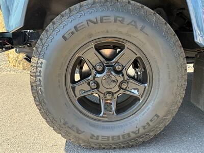 1994 Land Rover Defender 110 Soft Top   - Photo 40 - Bend, OR 97702