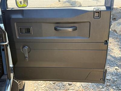 1994 Land Rover Defender 110 Soft Top   - Photo 11 - Bend, OR 97702