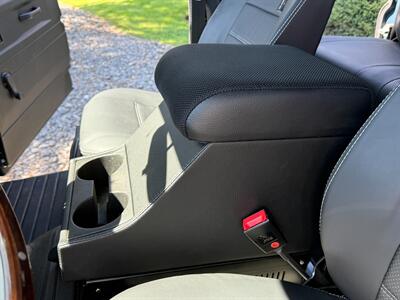 1994 Land Rover Defender 110 Soft Top   - Photo 24 - Bend, OR 97702