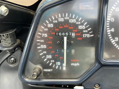 1987 Honda Interceptor VFR700   - Photo 12 - Bend, OR 97702