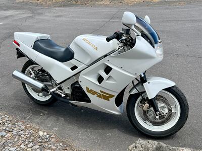 1987 Honda Interceptor VFR700   - Photo 7 - Bend, OR 97702