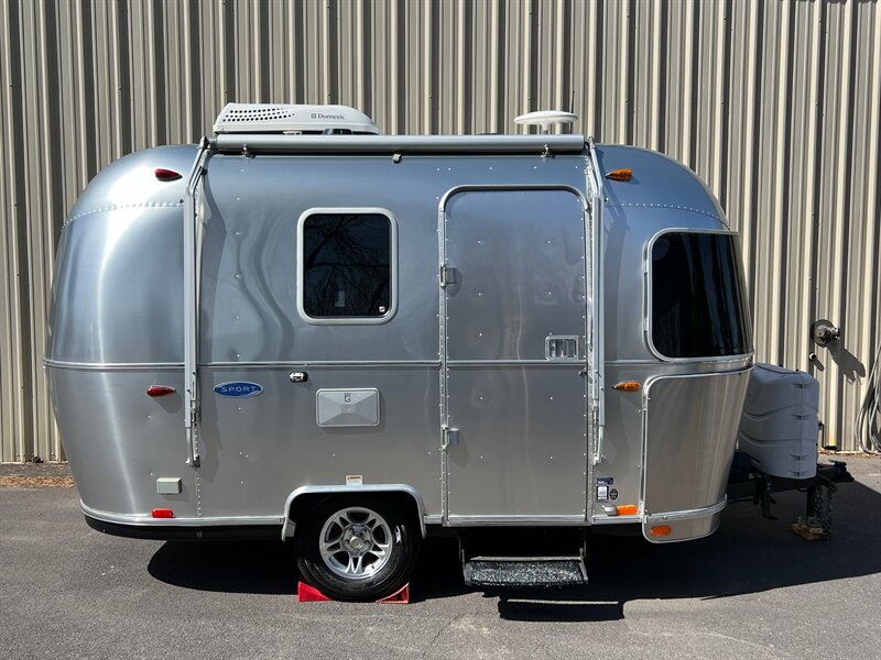 2016 Airstream Bambi 16RB  Beautiful and Well-Kept - Photo 1 - Bend, OR 97702