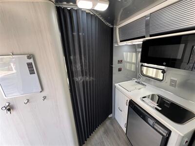 2016 Airstream Bambi 16RB  Beautiful and Well-Kept - Photo 24 - Bend, OR 97702