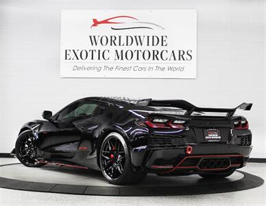 2023 Chevrolet Corvette Z06   - Photo 6 - Springfield, MO 65802