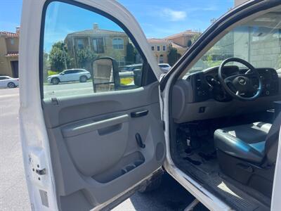 2012 Chevrolet Silverado 2500 Work Truck   - Photo 13 - Lake Forest, CA 92630