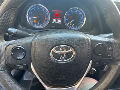 2017 Toyota Corolla LE   - Photo 11 - Lake Forest, CA 92630