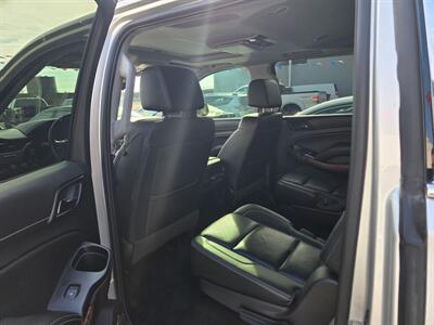 2018 Chevrolet Suburban Premier   - Photo 6 - Lexington, NE 68850