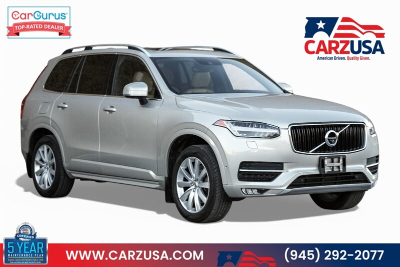 2017 Volvo XC90 T6 Momentum  
