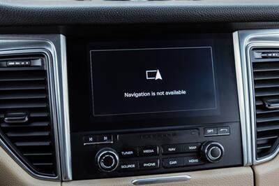 2018 Porsche Macan   - Photo 27 - Dallas, TX 75220