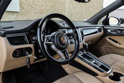 2018 Porsche Macan   - Photo 3 - Dallas, TX 75220