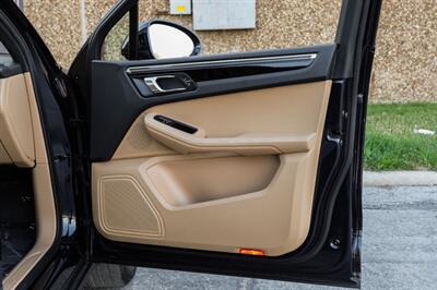 2018 Porsche Macan   - Photo 43 - Dallas, TX 75220