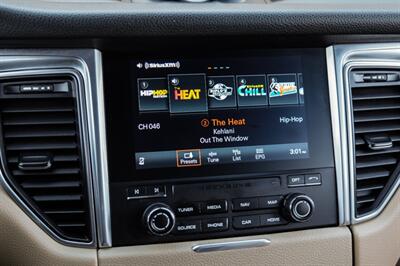 2018 Porsche Macan   - Photo 26 - Dallas, TX 75220