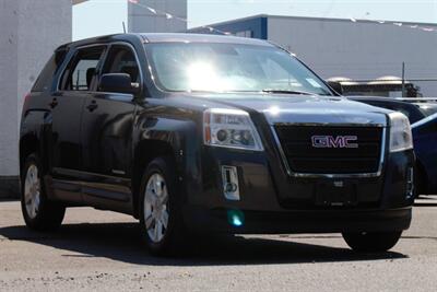 2013 GMC Terrain SLE-1   - Photo 1 - Victoria, BC V8T 2W6