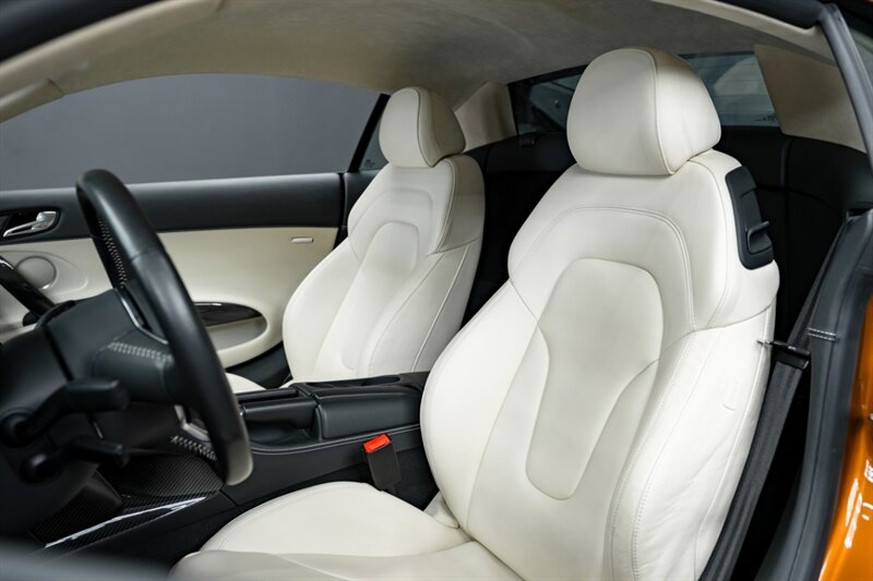 2010 Audi R8 5.2 quattro - Photo 30 - Huntington Beach, CA 92649