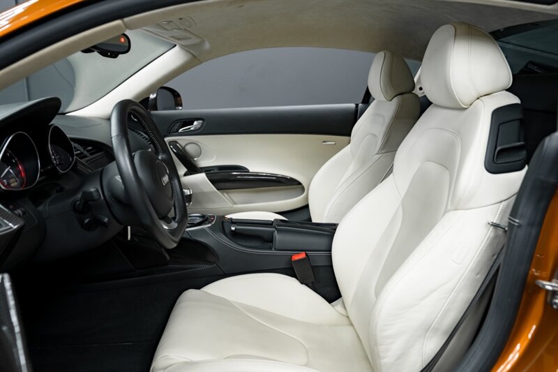 2010 Audi R8 5.2 quattro - Photo 29 - Huntington Beach, CA 92649