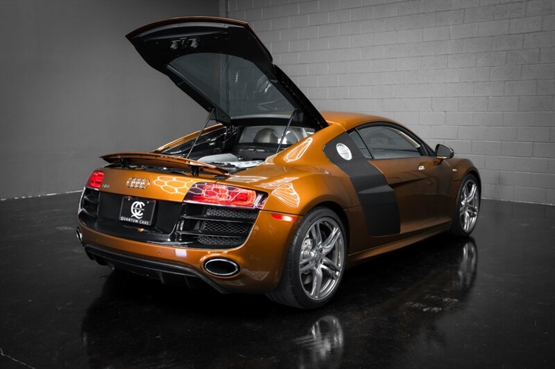 2010 Audi R8 5.2 quattro - Photo 75 - Huntington Beach, CA 92649
