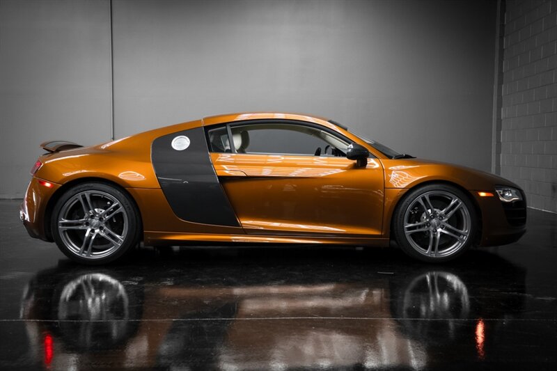 2010 Audi R8 5.2 quattro - Photo 85 - Huntington Beach, CA 92649