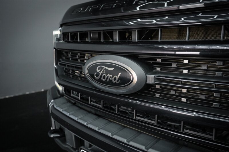 2022 Ford F-250 Super Duty XL - Photo 16 - Huntington Beach, CA 92649
