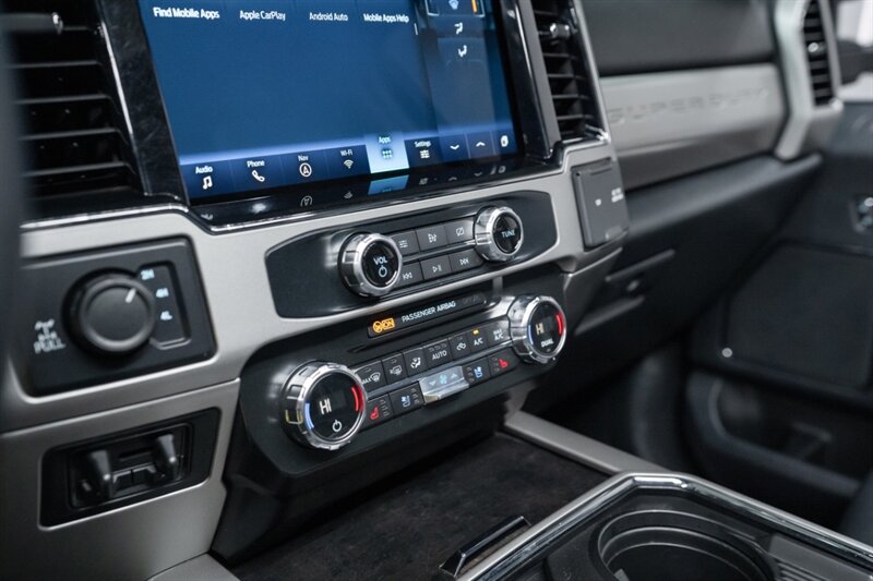 2022 Ford F-250 Super Duty XL - Photo 2 - Huntington Beach, CA 92649