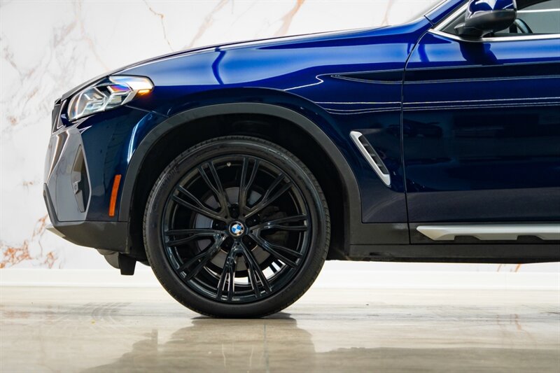 2022 BMW X3 xDrive30i - Photo 5 - Huntington Beach, CA 92649