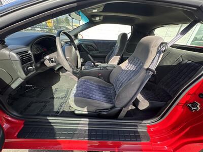 2001 Chevrolet Camaro - Photo 7 - Longview, WA 98632