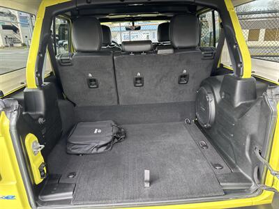 2023 Jeep Wrangler Sahara 4xe   - Photo 9 - Longview, WA 98632