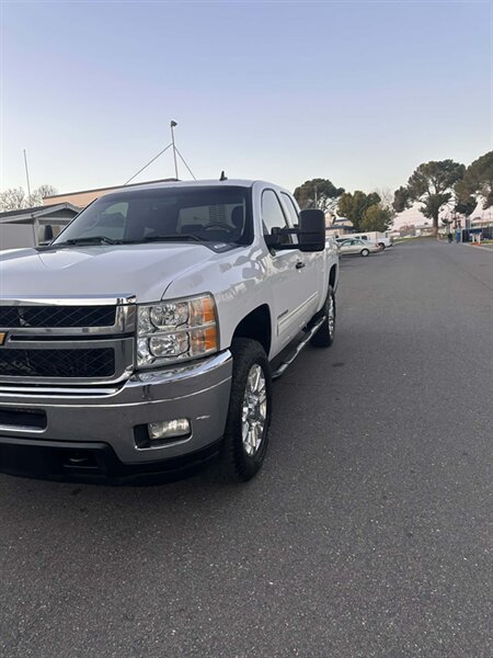 2013 Chevrolet Silverado 2500 LT   - Photo 1 - Sacramento, CA 95823