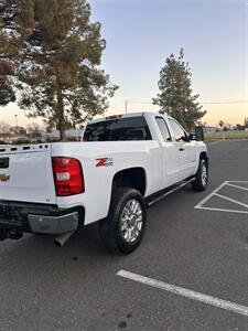 2013 Chevrolet Silverado 2500 LT - Photo 7 - Sacramento, CA 95823