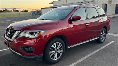 2017 Nissan Pathfinder SV SUV