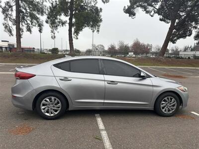 2017 Hyundai Elantra SE   - Photo 8 - Sacramento, CA 95823
