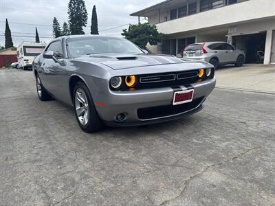 2017 Dodge Challenger SXT Coupe