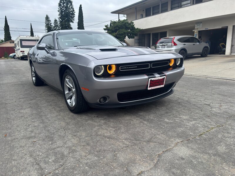 2017 Dodge Challenger SXT   - Photo 1 - Los Angeles, CA 90022