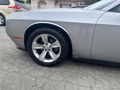 2017 Dodge Challenger SXT   - Photo 10 - Los Angeles, CA 90022