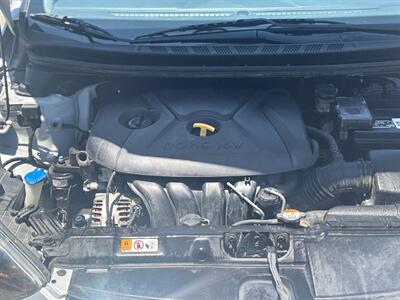 2012 Hyundai ELANTRA   - Photo 14 - Los Angeles, CA 90022