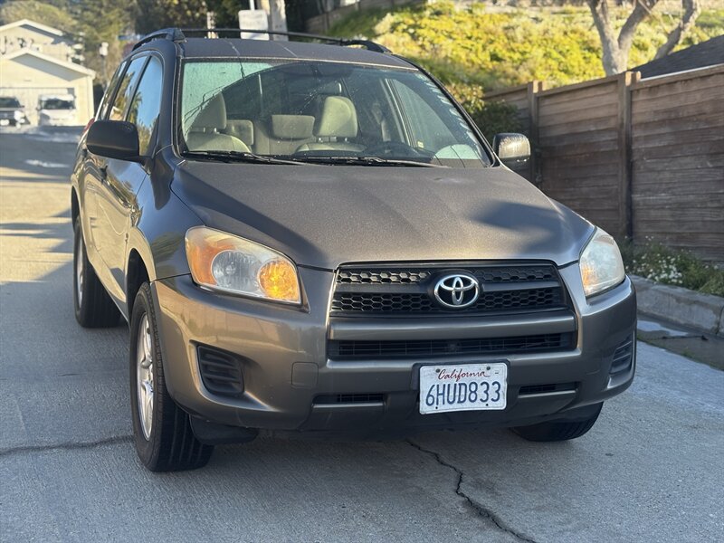 2009 Toyota RAV4   - Photo 1 - Los Angeles, CA 90022