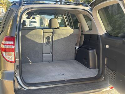 2009 Toyota RAV4   - Photo 12 - Los Angeles, CA 90022